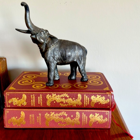 Fabulous Vintage Mid Century Metal Elephant Statue Figurine - Picture 2 of 10